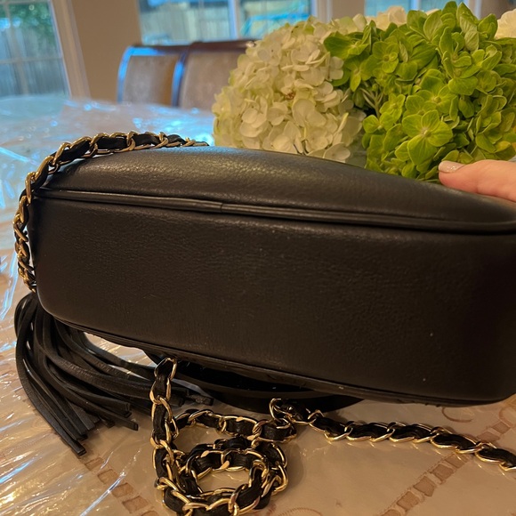 Mario Valentino ~ Italian Mia Diamond Black Quilted Leather Crossbody - Picture 7 of 9